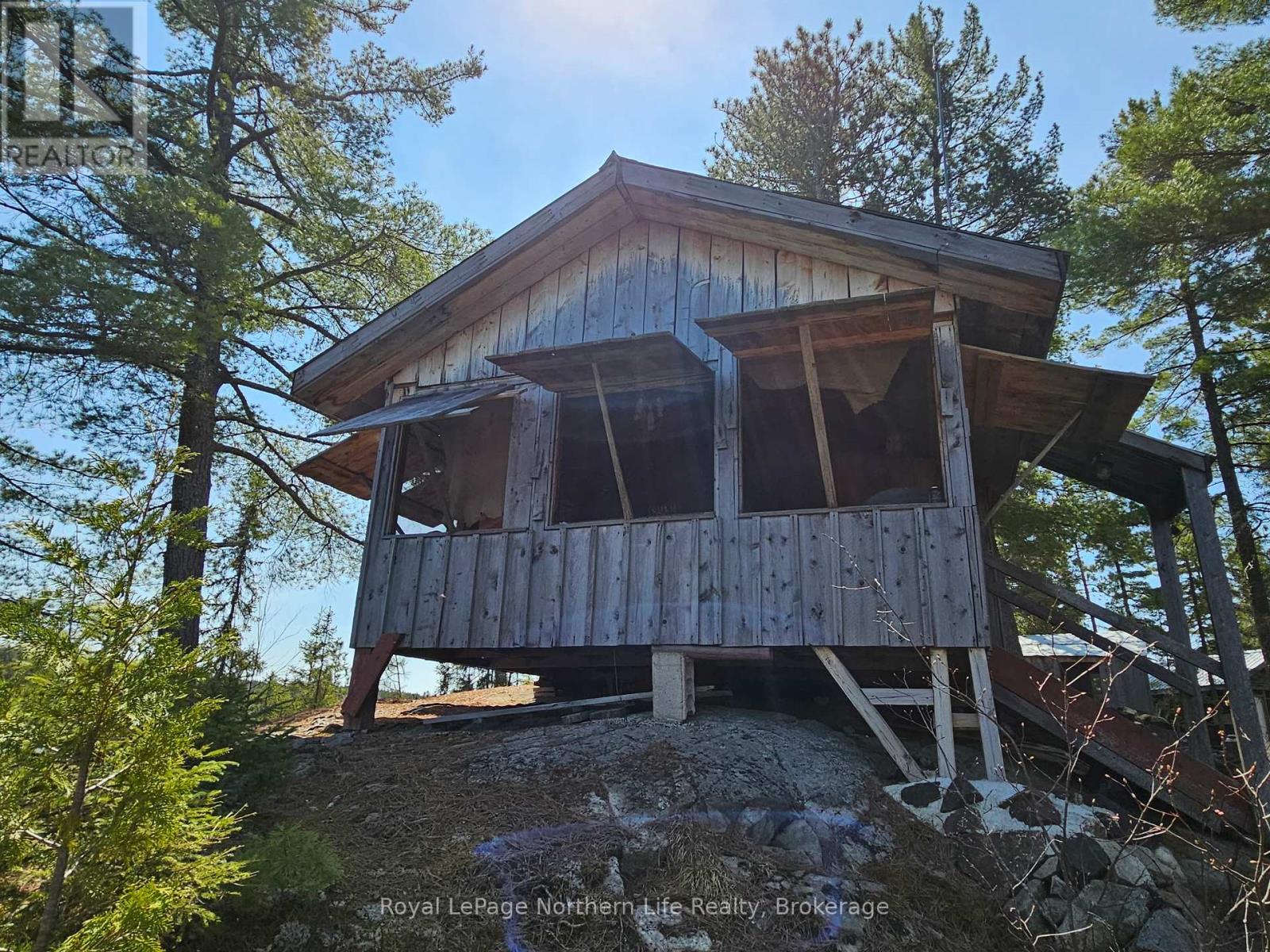 16 Hansen Lake Island A Is, Temagami, ON P0J 1N0