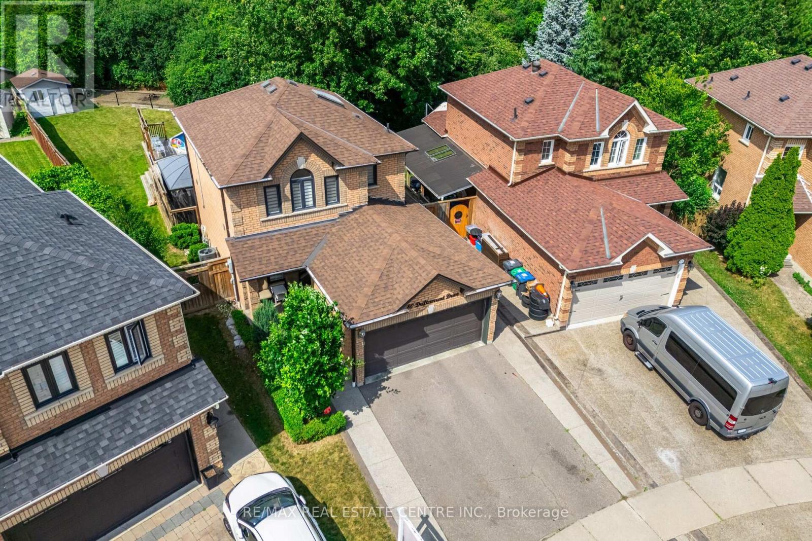 680 Driftcurrent Dr, Mississauga Hurontario, ON L4Z 3Z4