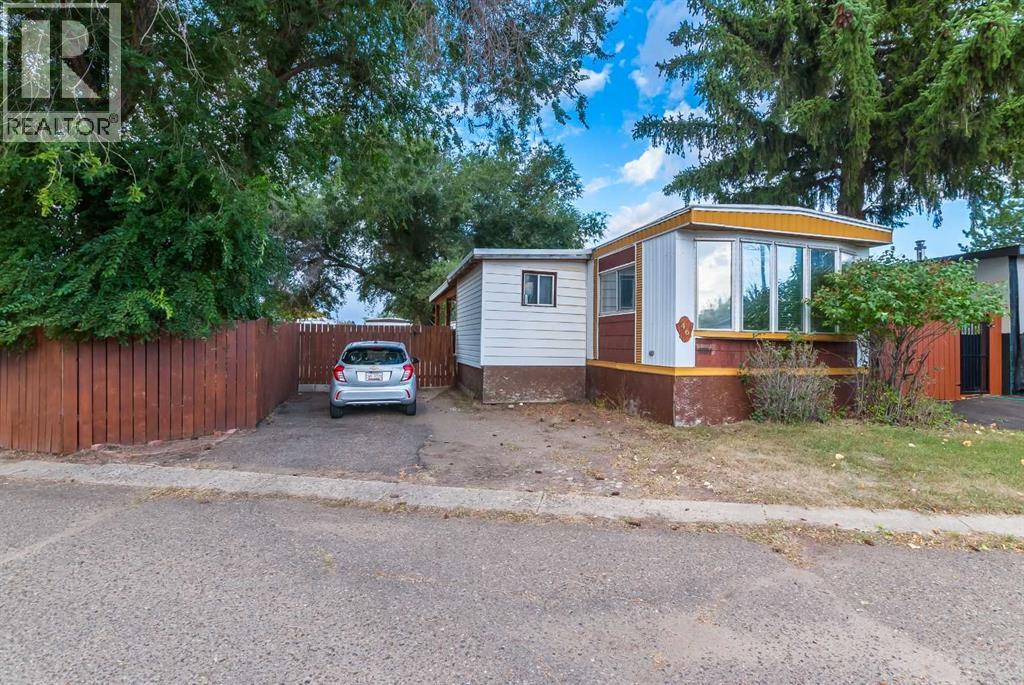 612 20 Street Ne Unit 46, Medicine Hat, AB T1C 1H5