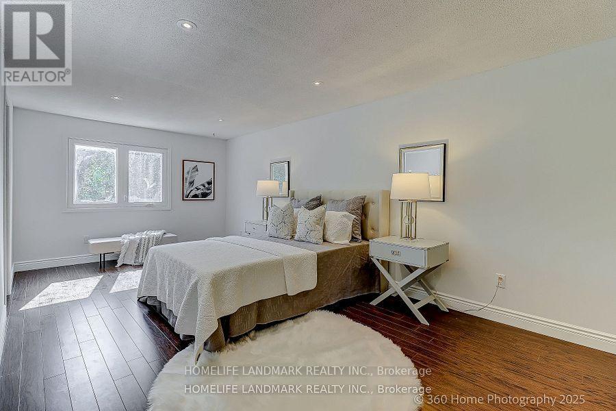 30 Misty Moor Dr, Richmond Hill, ON L4C 6R1