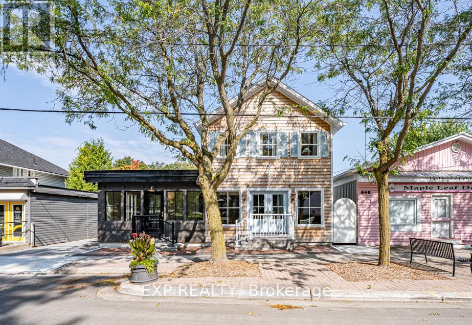 944 Lake Dr E, Georgina Sutton  Jackson's Point, ON L0E 1L0