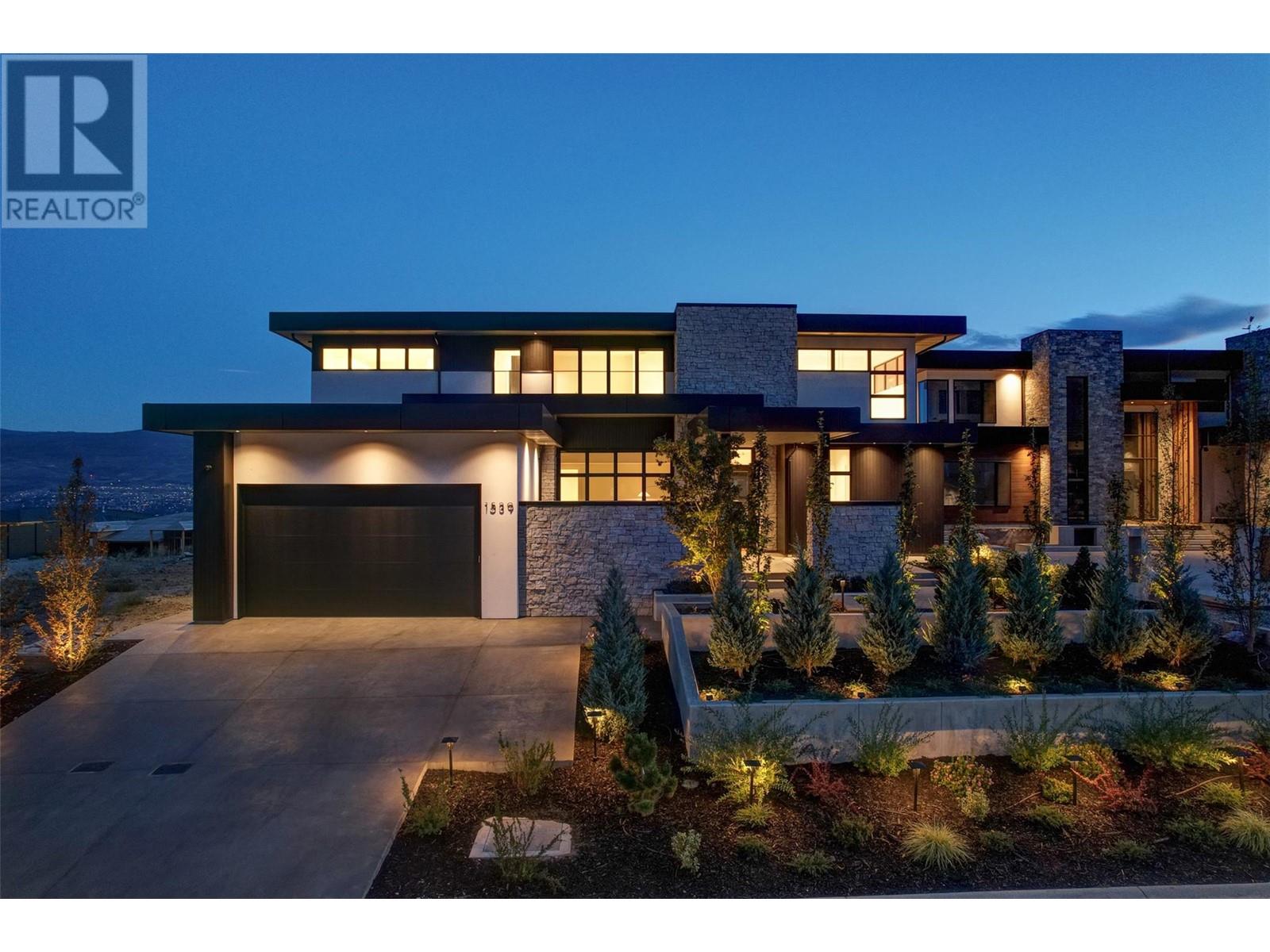 1539 Cabernet Way, West Kelowna, BC V4T 0E1