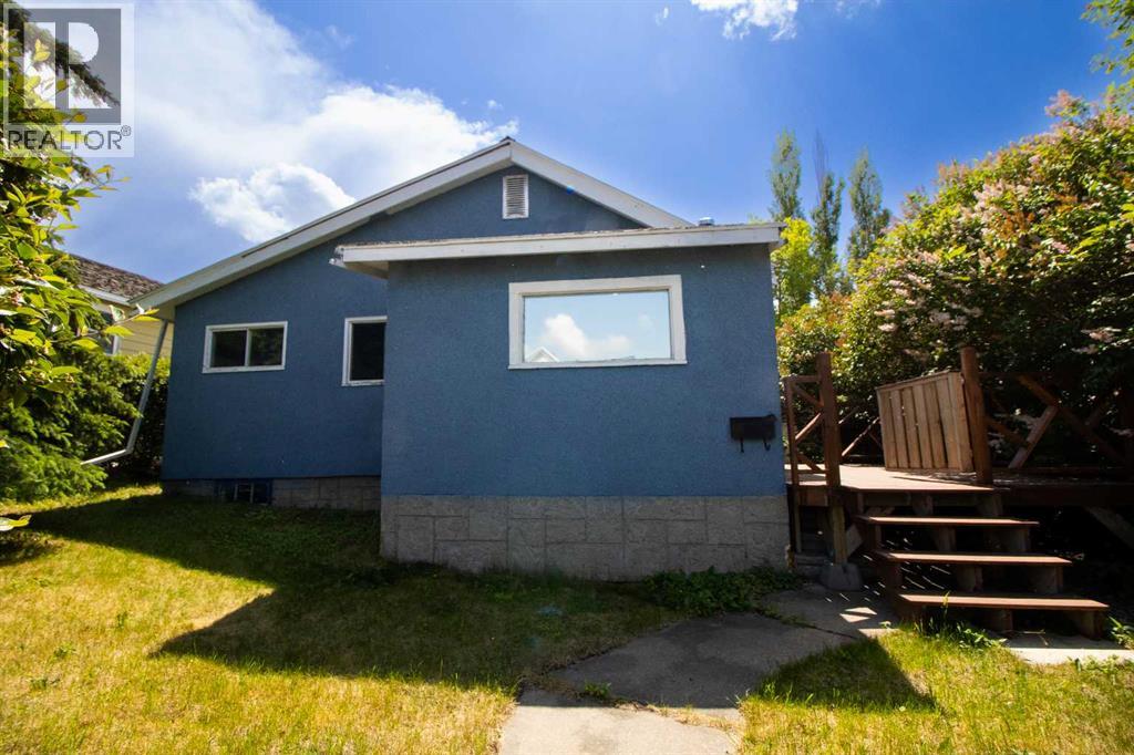 19 Avenue Unit 2027, Bowden, AB T0M 0K0