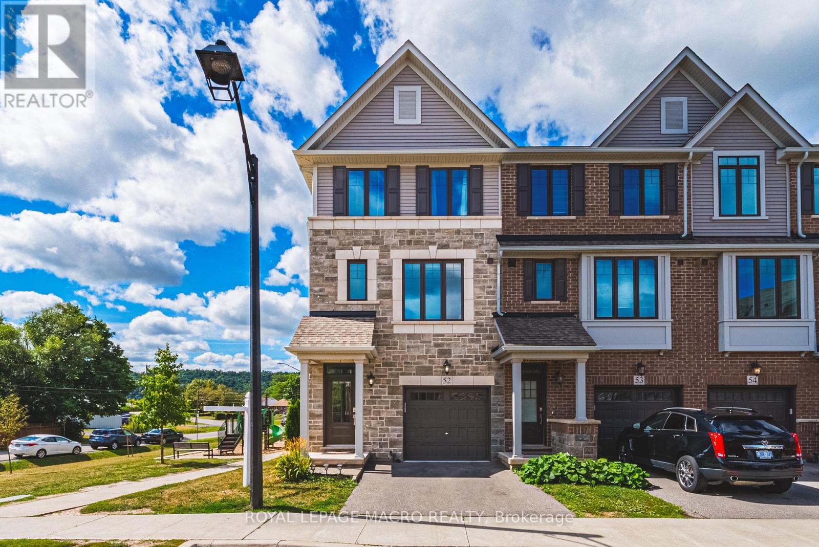 52 288 Glover Rd, Hamilton, ON L8E 5H6