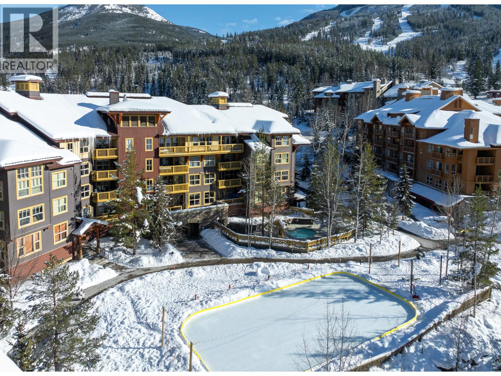 2070 Summit Drive Unit 301a, Panorama, BC V0A 1T0