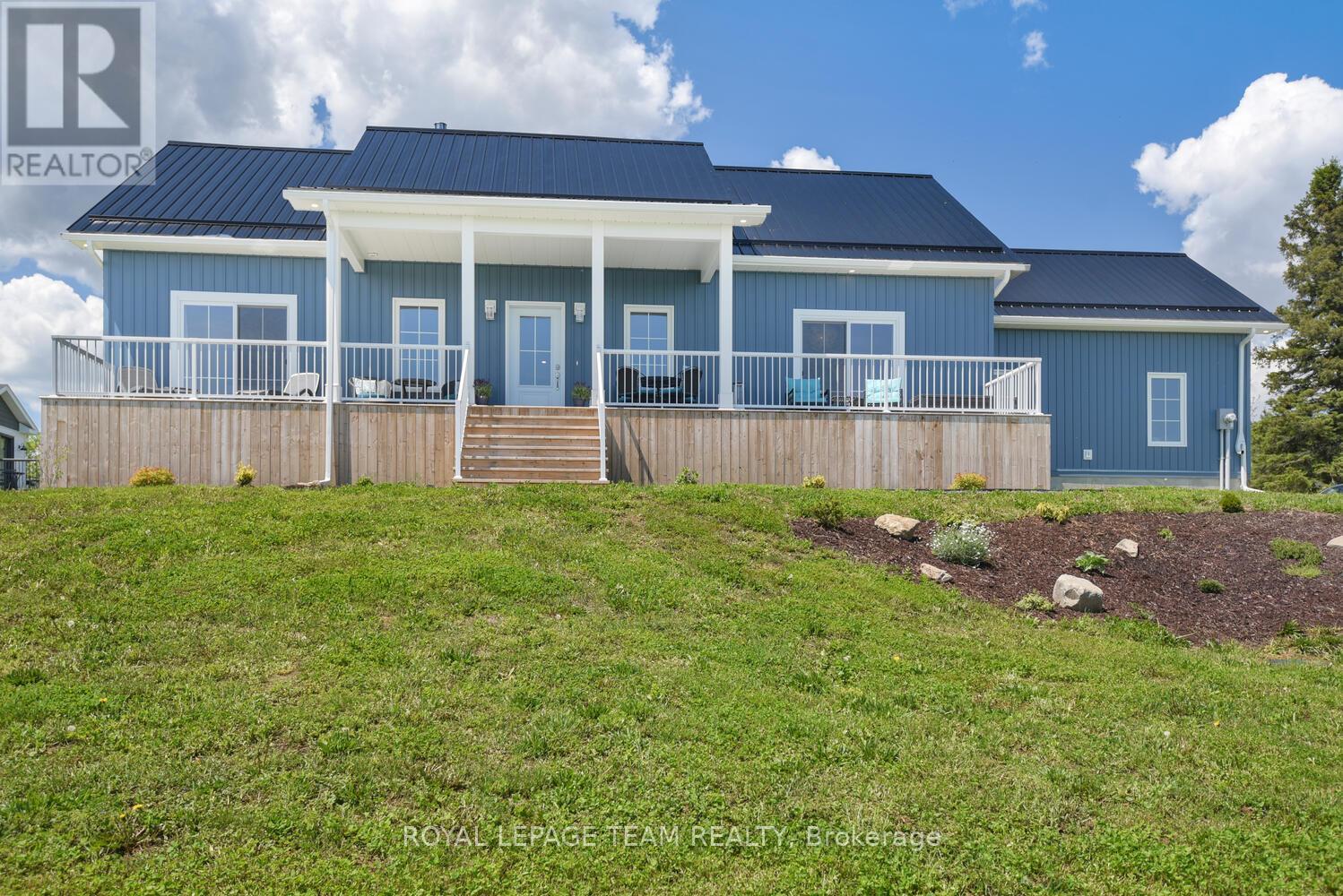 10249 County 2 Rd E, South Dundas, ON K0E 1K0