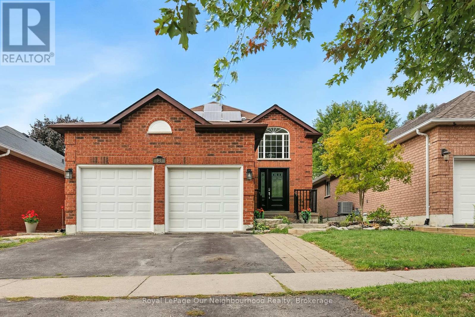 94 W Side Dr, Clarington, ON L1C 4Y9