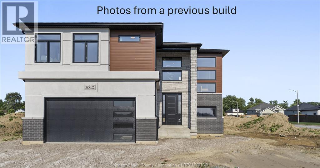 112 Bloomington, Chatham, ON N7L 0H3