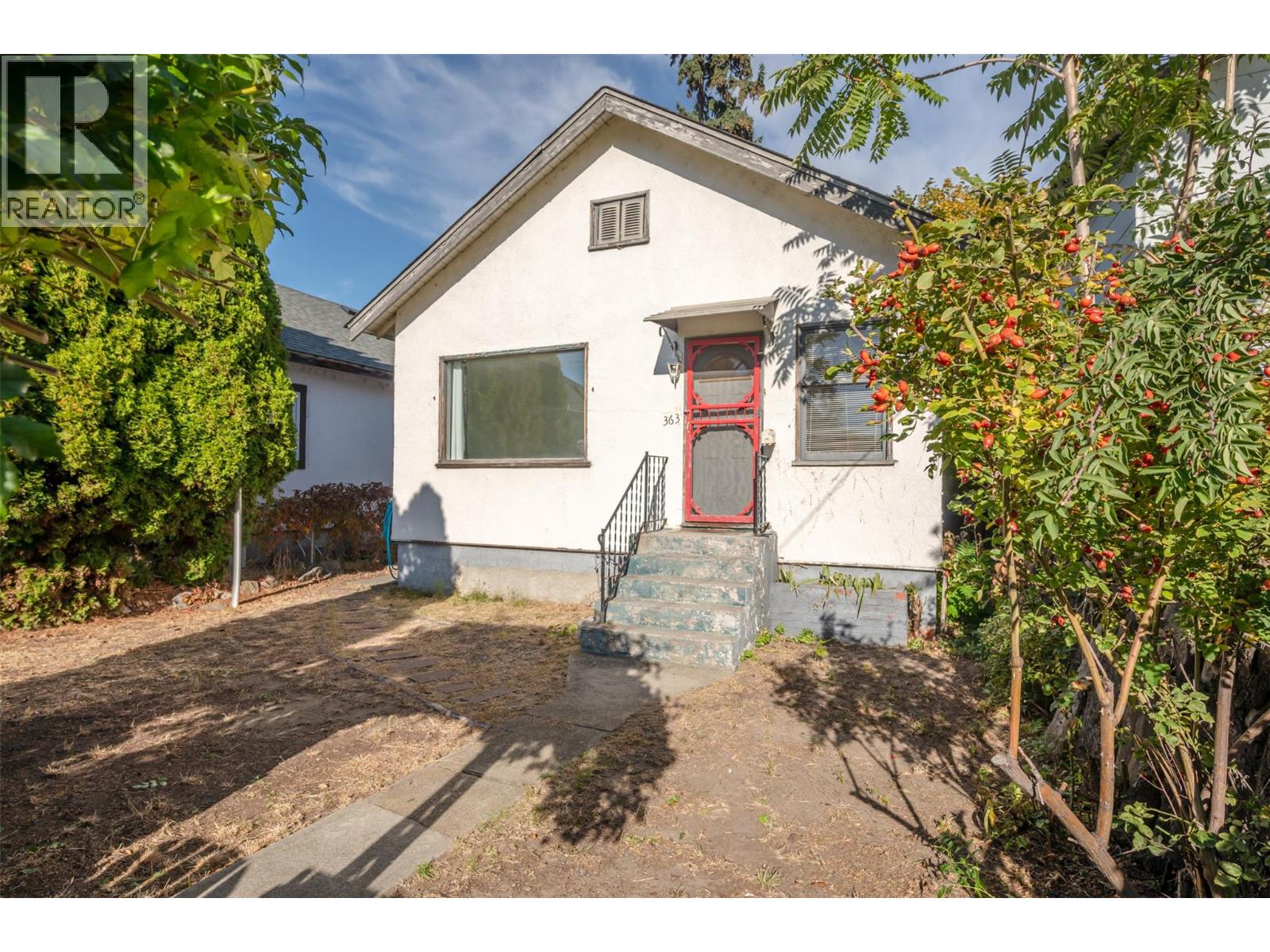 363 Nanaimo Ave W, Penticton, BC V2A 1N8