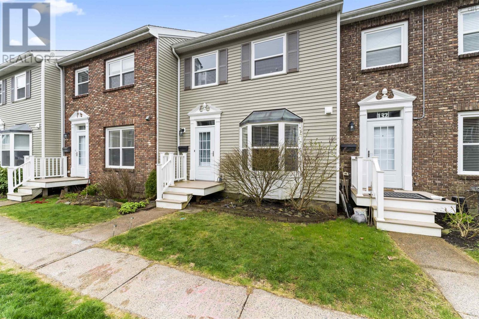 130 Rutledge St, Bedford, NS B4A 1X6