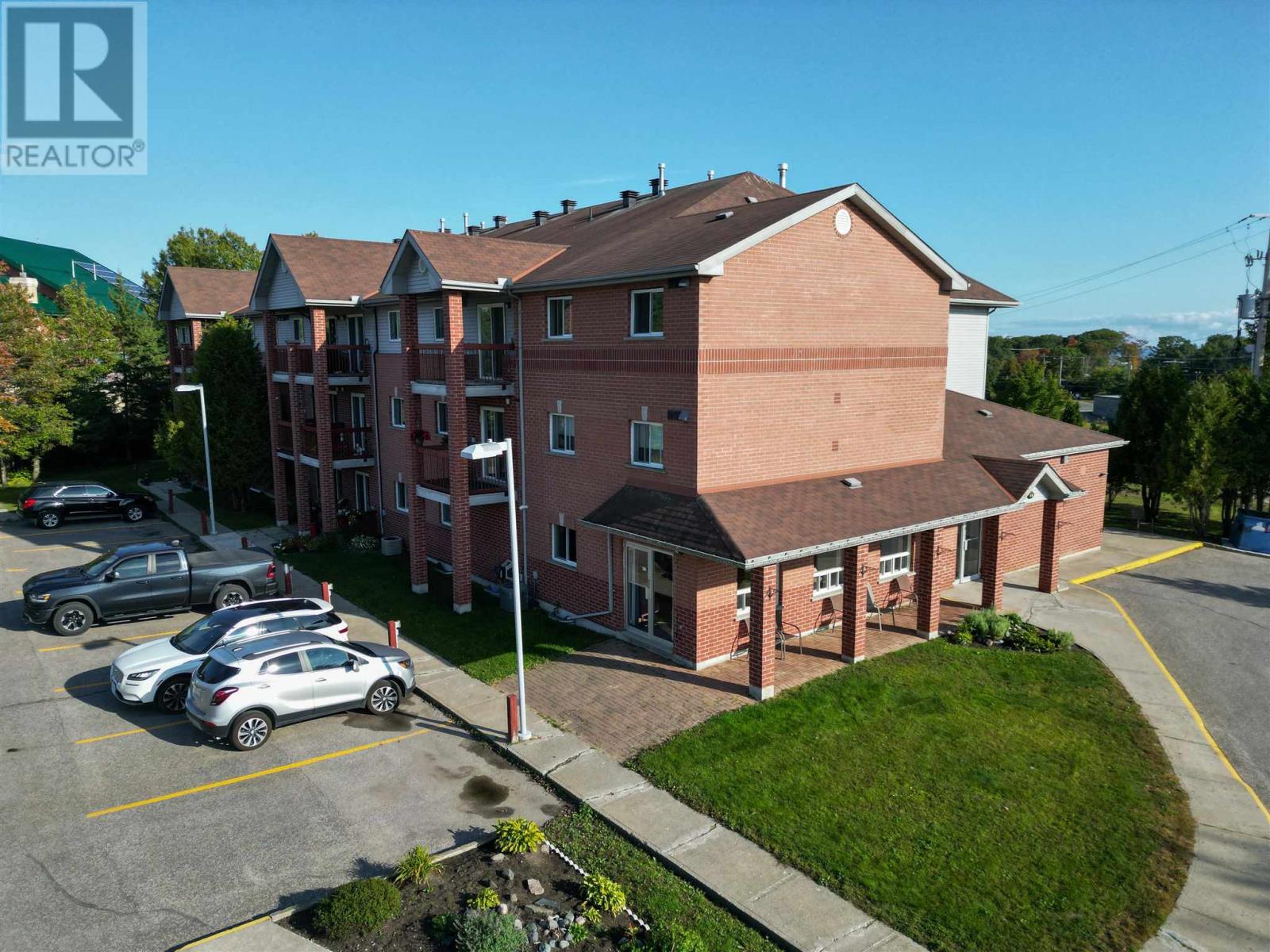45 Murray St, Blind River, ON P0R 1B0