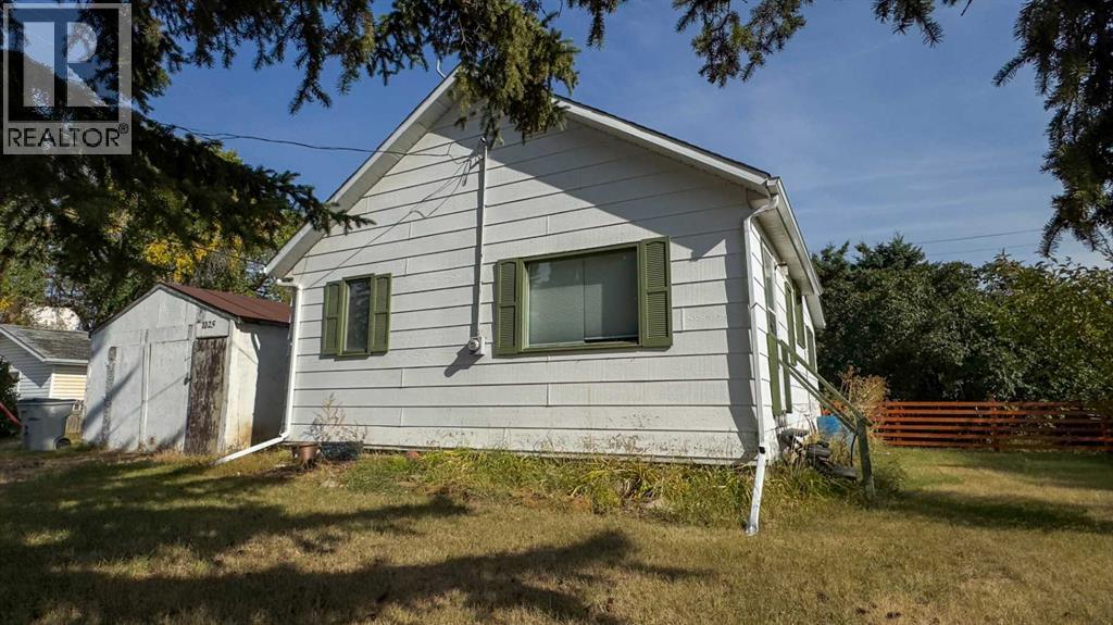 14 Street Unit 1025, Wainwright, AB T9W 1K6