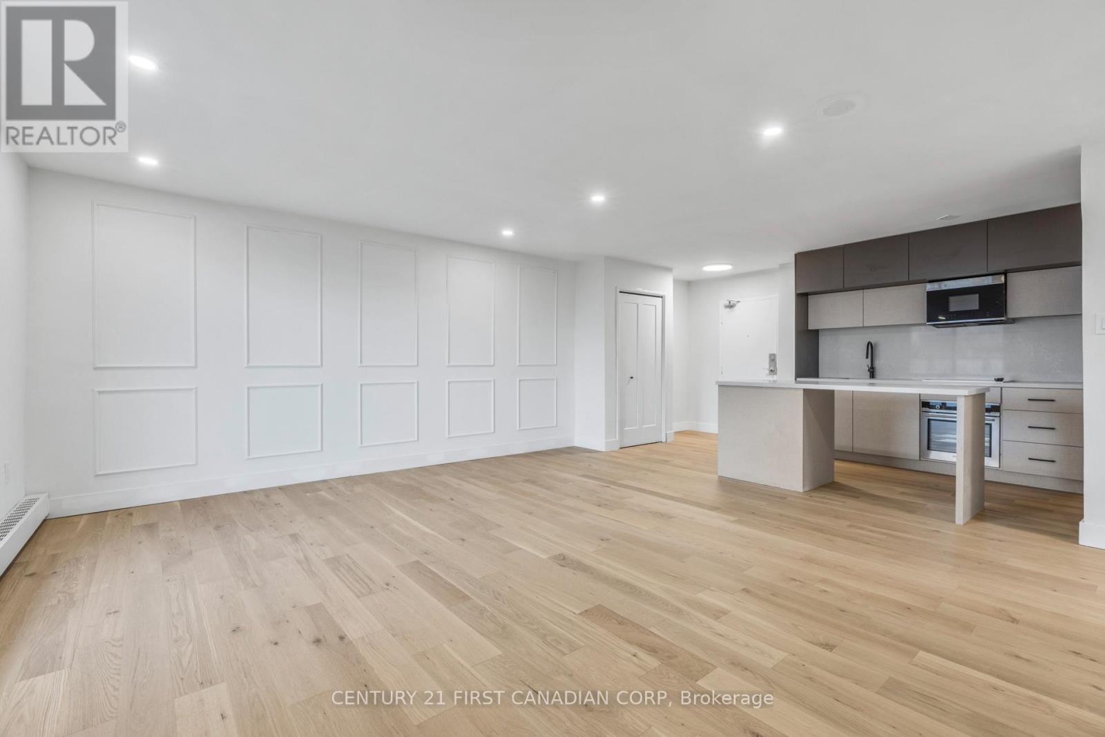 702 563 Mornington Ave, London, ON N5Y 4T8