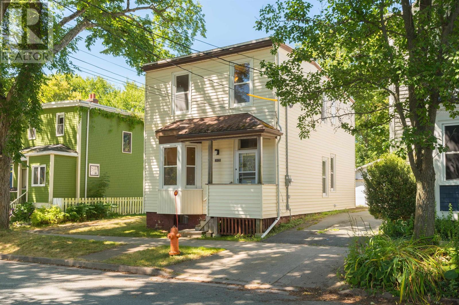 6265 Summit St, Halifax, NS B3L 1R6