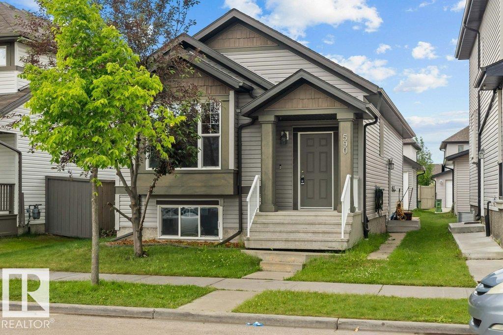 590 Tamarack Rd NW, Edmonton, AB T6T 0M8