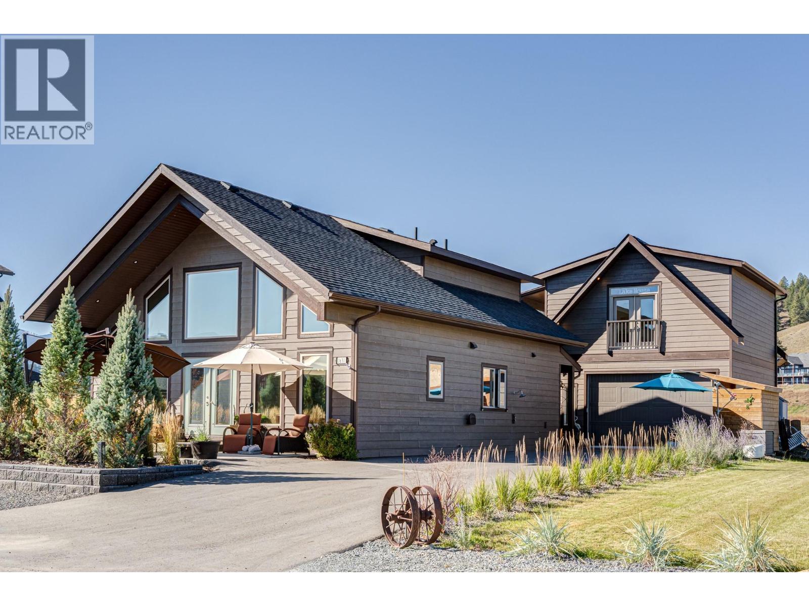 1631 Koocanusa Lake Dr, Lake Koocanusa, BC V0B 1T5