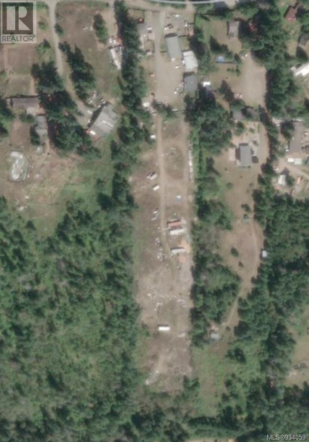 1586 Mckibbon Rd N, Errington, BC V0R 1V0