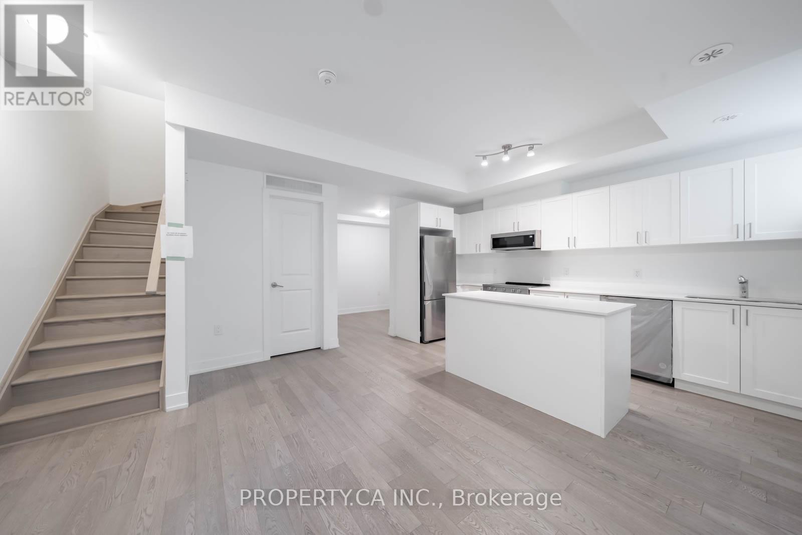 103 1115 Douglas Mccurdy Common, Mississauga, ON L5G 0C6