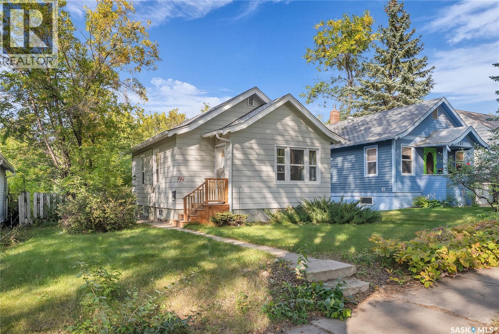 119 Maple St, Saskatoon, SK S7J 0A2