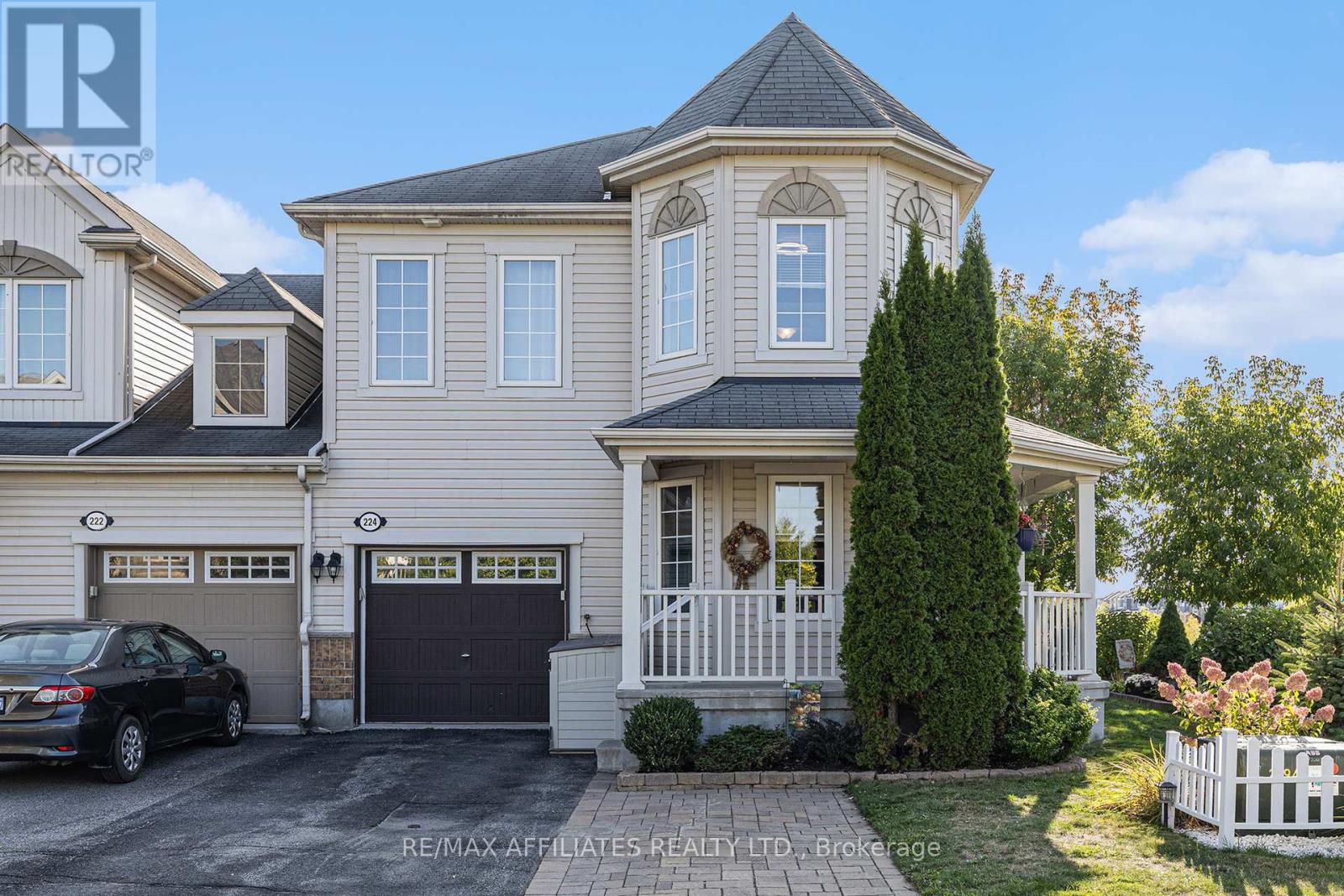 224 Aquilo Cres, Ottawa, ON K2S 0L8