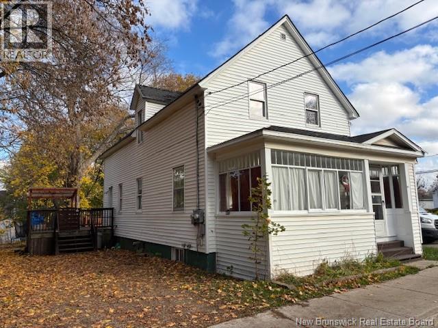 85-87 Peter St, Sussex, NB E4E 2J4