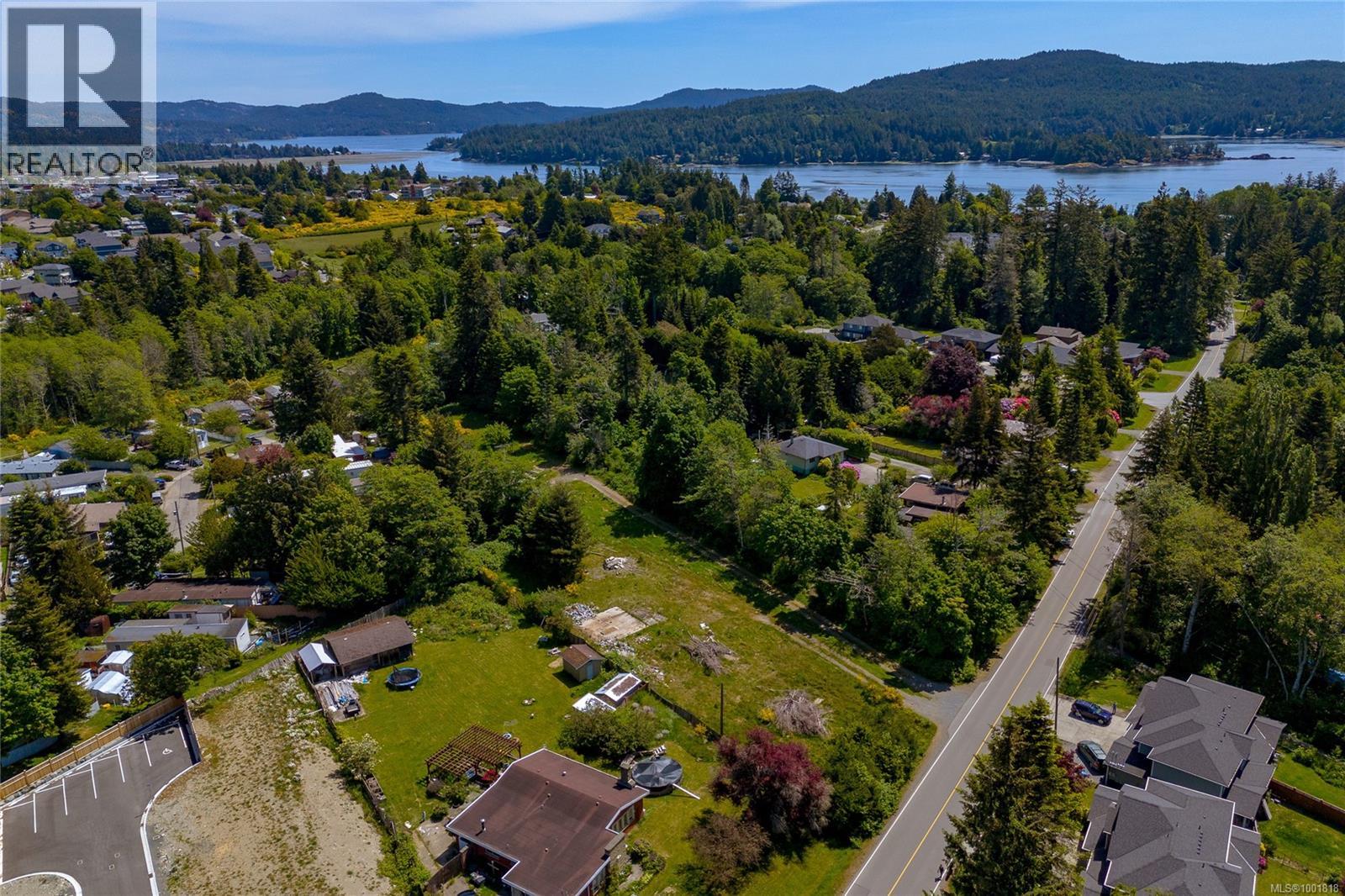 2033 Maple Ave, Sooke, BC V9Z 0N8