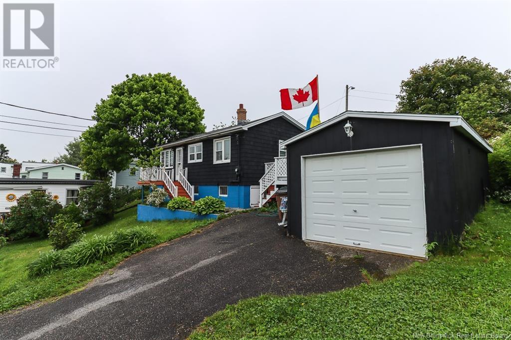 2 Jardine St, Saint John, NB E2J 2J7
