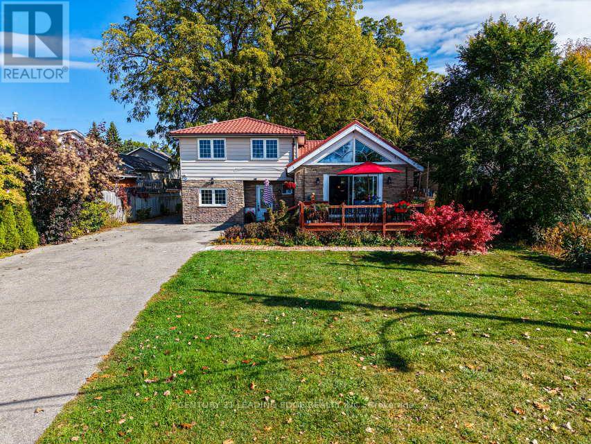55 Lake Dr N, Georgina, ON L4P 1A5