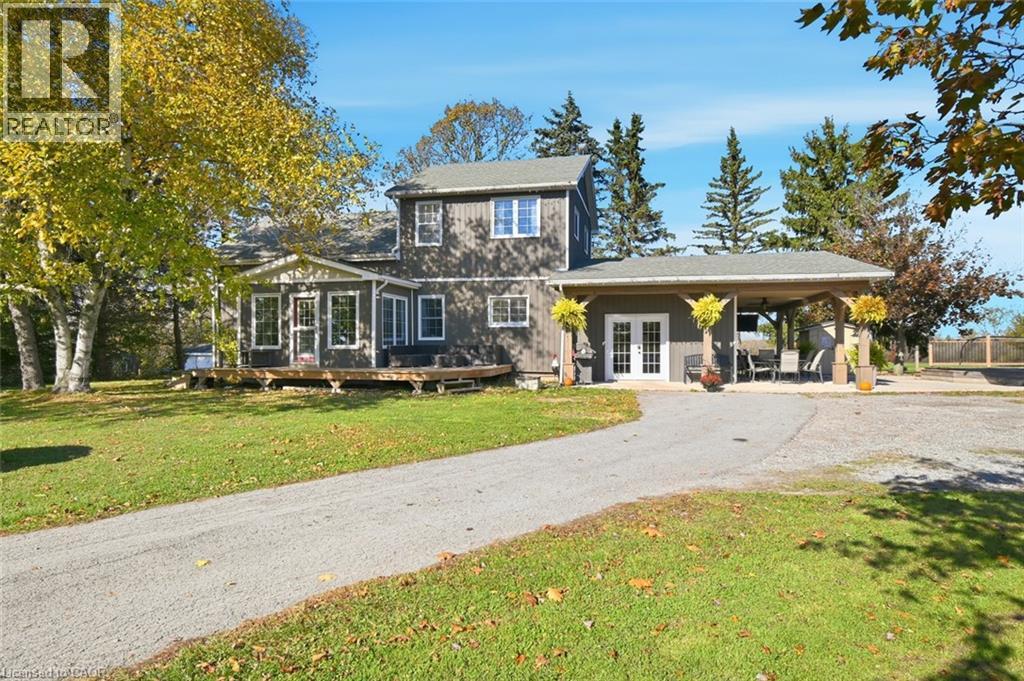 9043 Ridge Rd, Niagara Falls, ON L3B 5N7