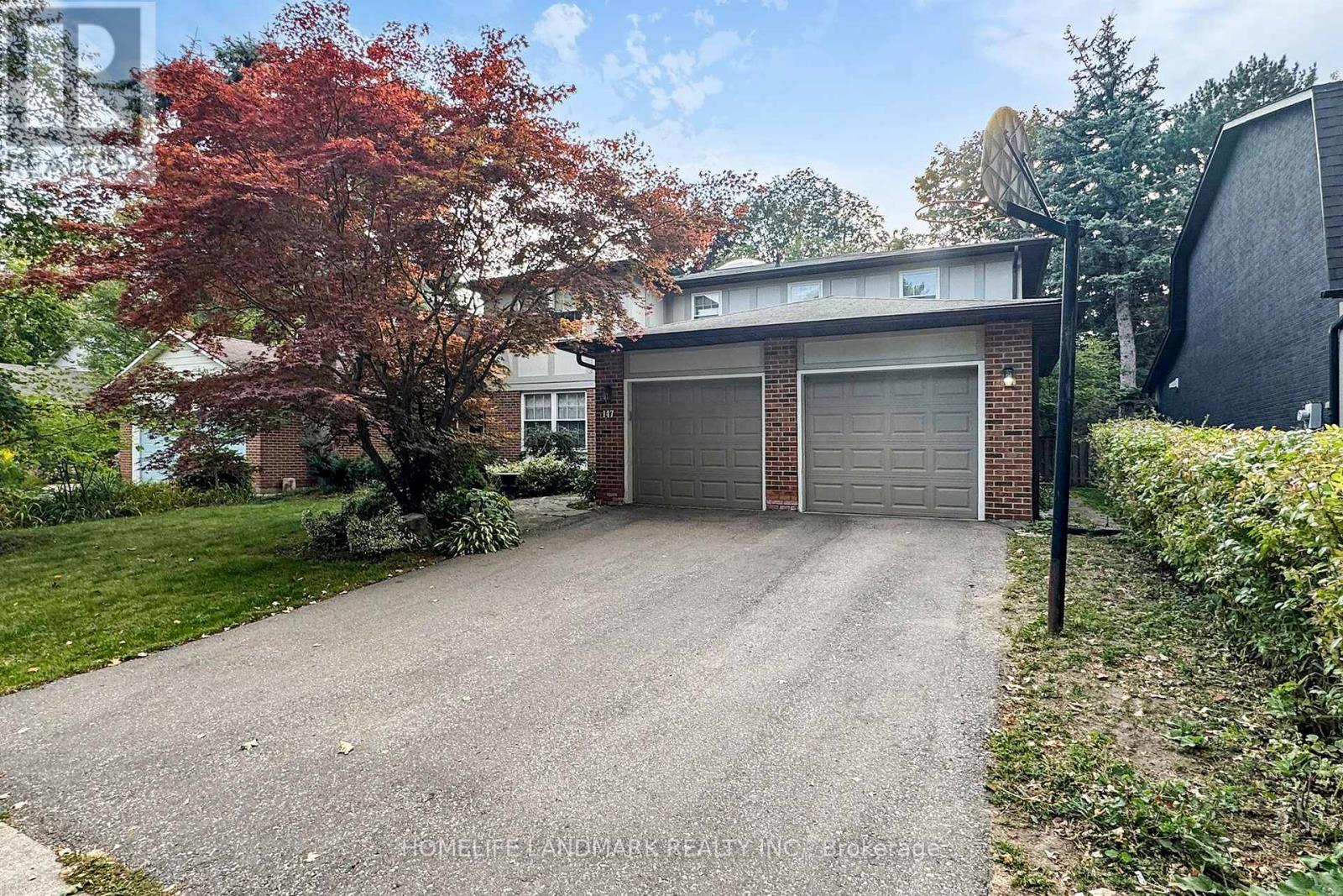 147 Mossgrove Trl, Toronto, ON M2L 2W6