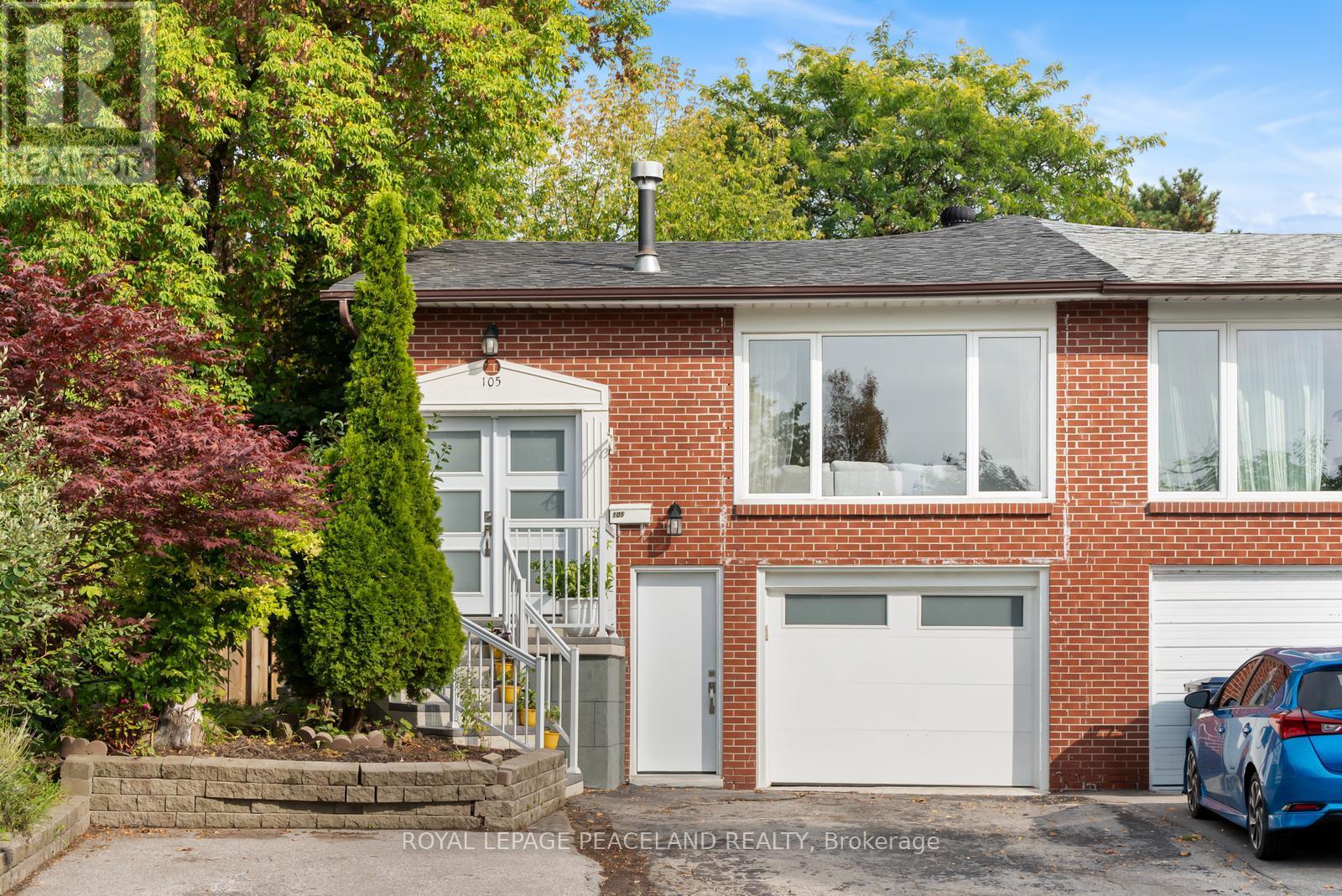 105 Apache Trl, Toronto, ON M2H 2J1
