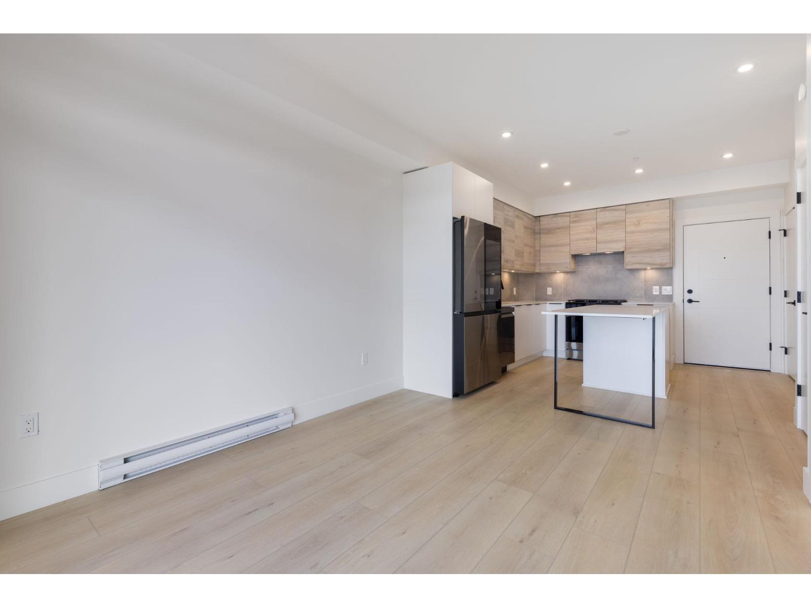 30490 Cardinal Avenue Unit 207, Abbotsford, BC V2T 0C5