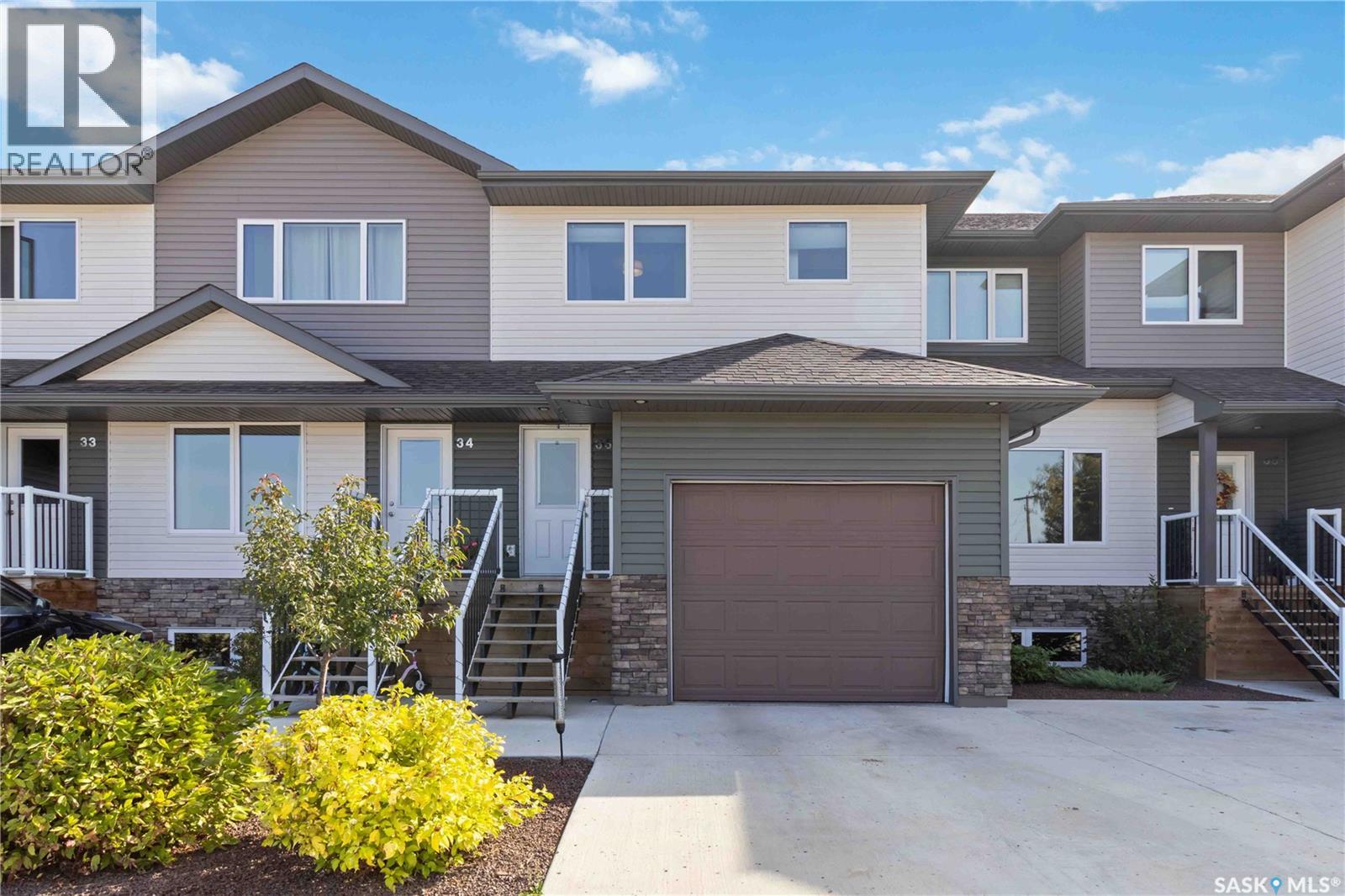 301 Centennial Road Unit 35, Hague, SK S0K 1X0