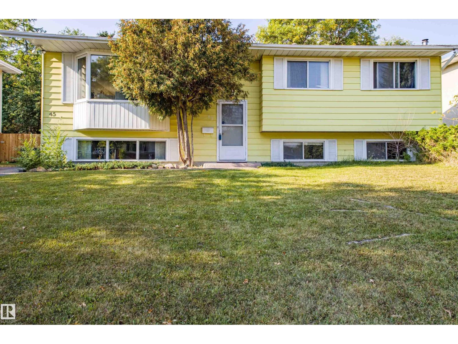 45 Greystone Cr, Sherwood Park, AB T8A 3E3