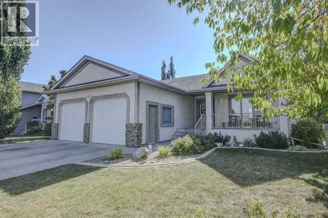 44 Street Close Unit 5409 #a, Innisfail, AB T4G 1Y3