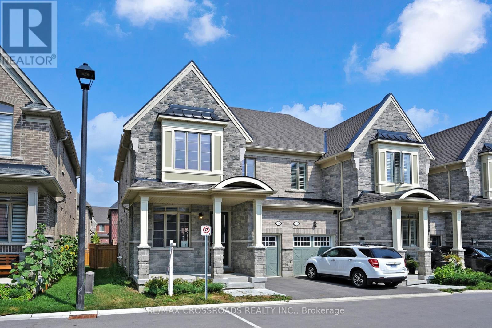 11 Cornelius Ln, Ajax, ON L1T 0P8