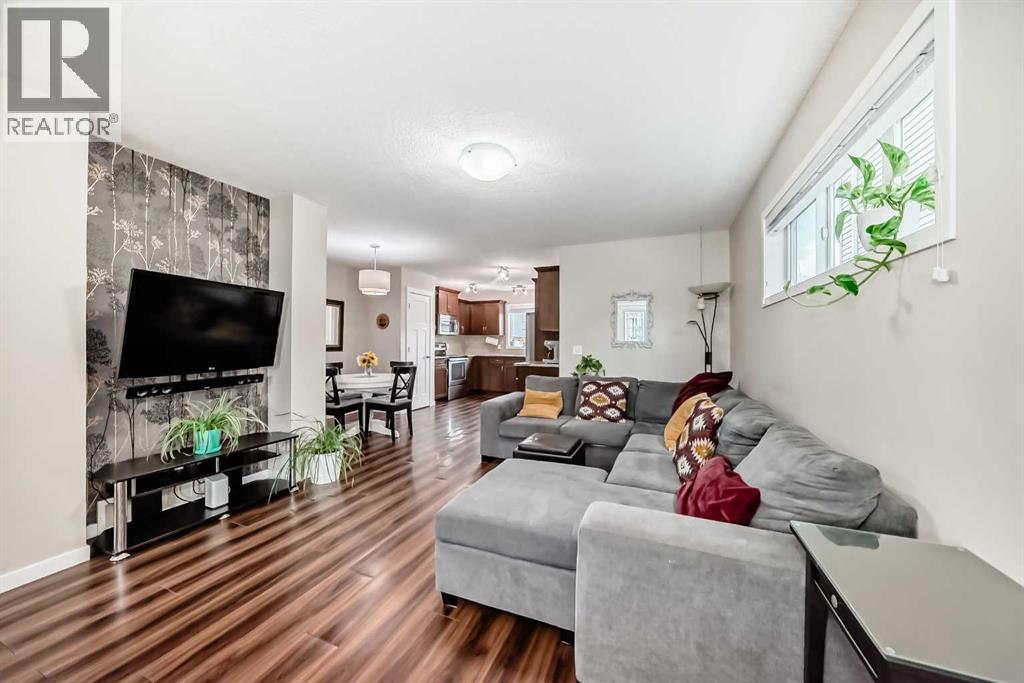 173 Willow Grn, Cochrane, AB T4C 0Y9