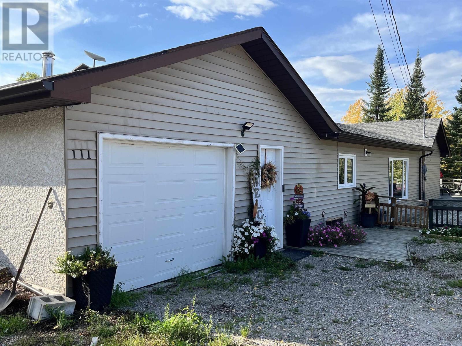 111 Buffalo St, Red Lake, ON P0V 2M0