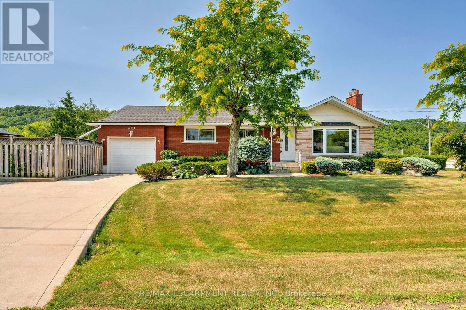 224 Glenholme Ave, Hamilton Winona, ON L8E 5K1