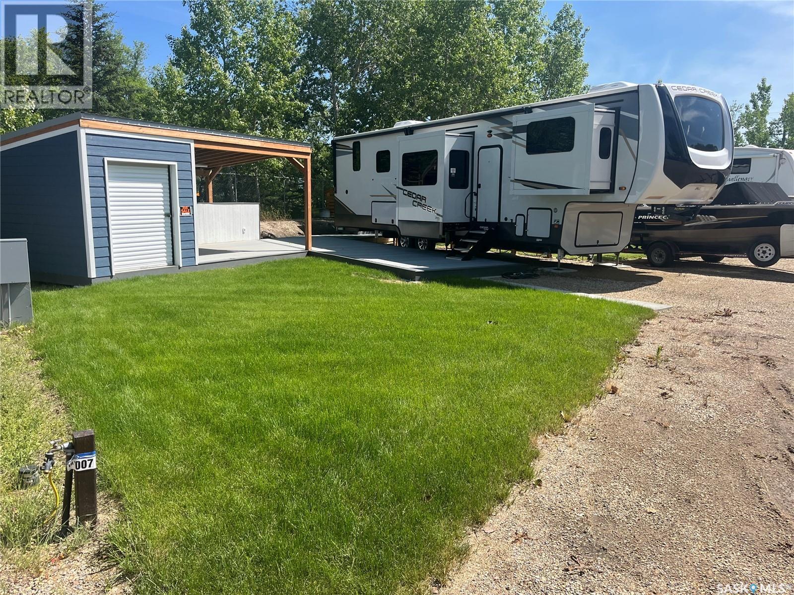 6 Gateway Rd, Chorney Beach, SK S0A 1A0