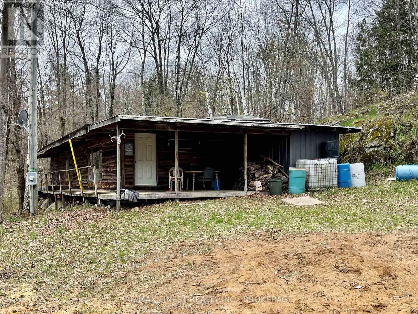 2223 Henderson Rd, Central Frontenac, ON K0H 1K0