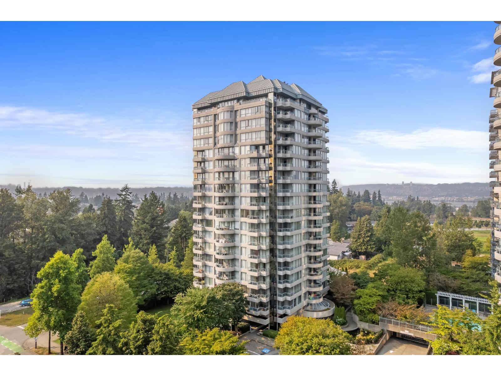 13353 108 Avenue Unit 803, Surrey, BC V3T 5T5