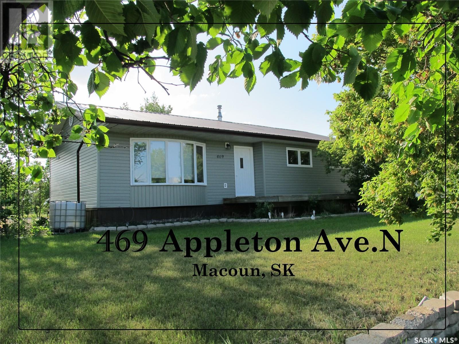 469 Appleton Ave N, Macoun, SK S0C 1P0