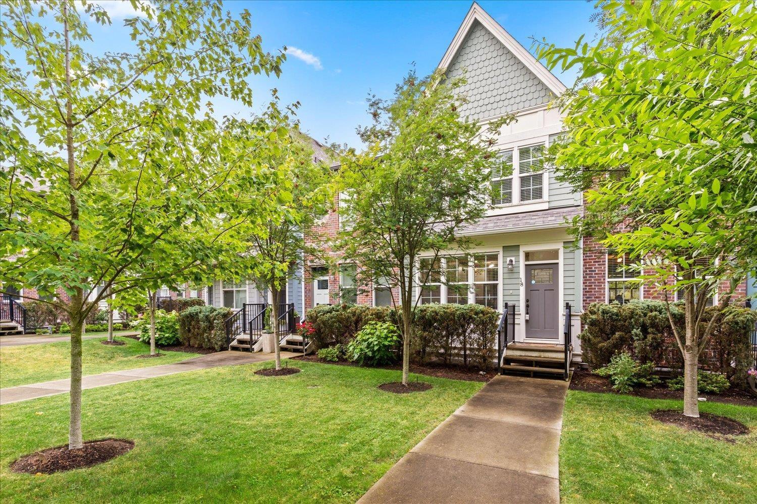 45526 Tamihi Waygarrison Crossing Unit 18, Chilliwack, BC V2R 0Y2