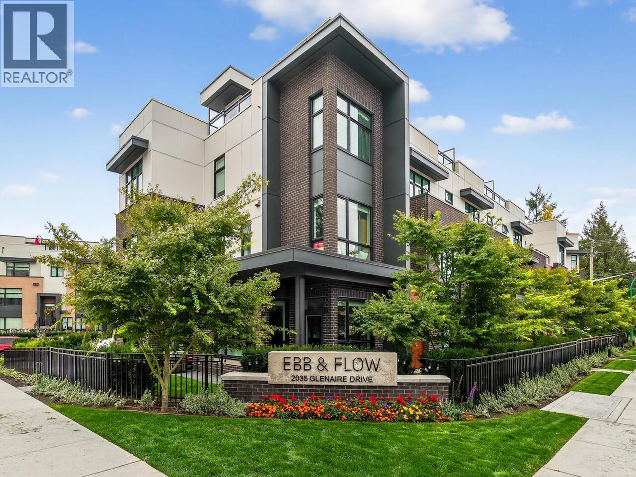 2035 Glenaire Drive Unit 124, North Vancouver, BC V7P 1Y2