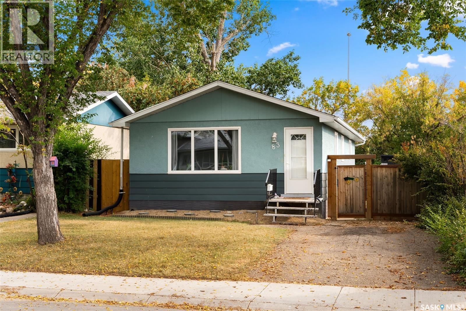 83 Cooper Cres, Regina, SK S4R 4J8
