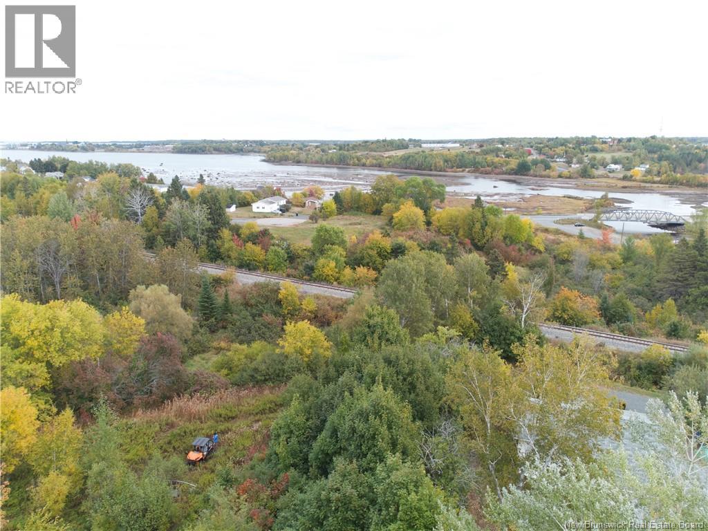 769 Mcintyre Ln, Bathurst, NB E2A 6L9