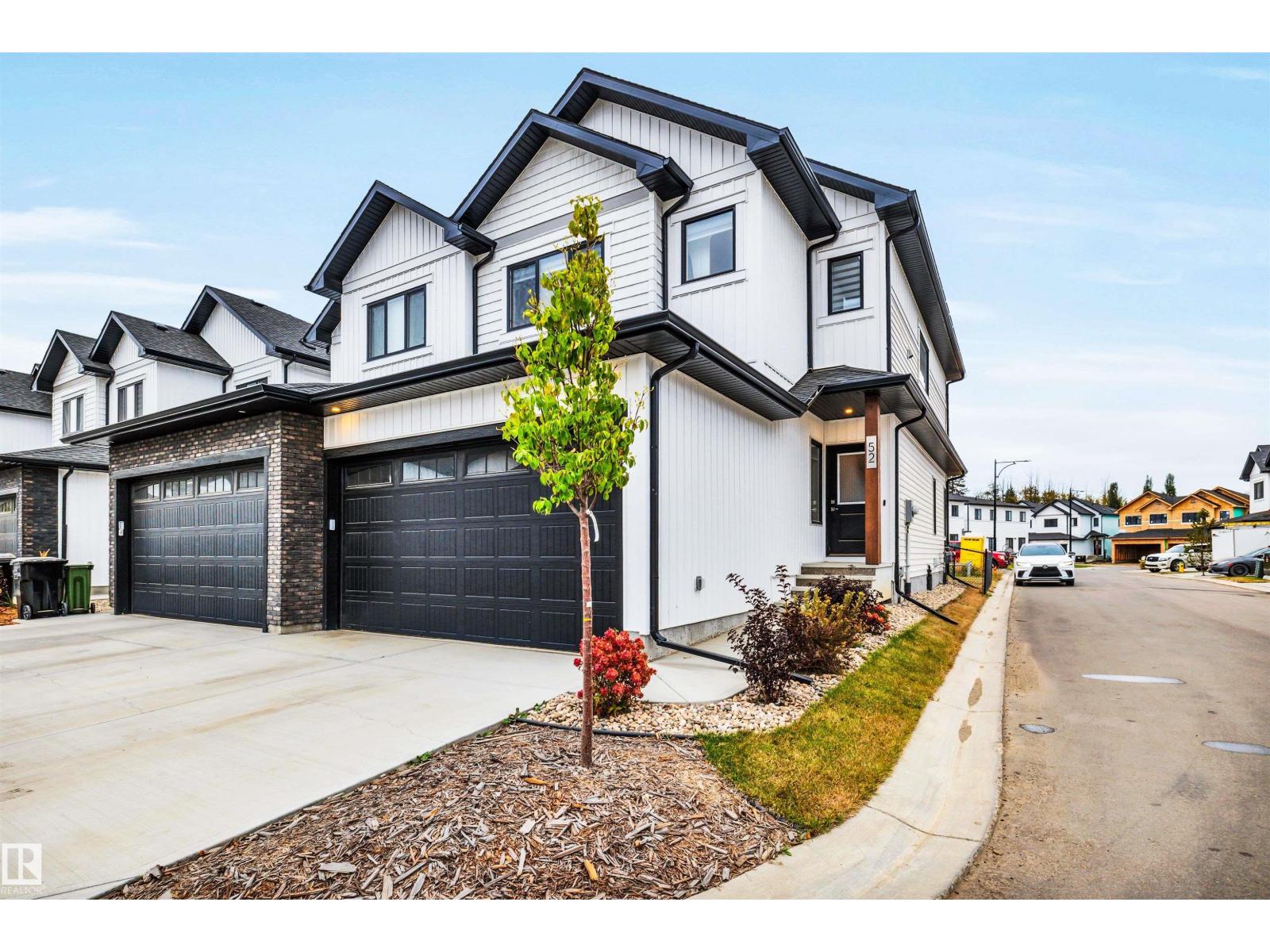 5122 213a Street Northwest #52, Edmonton, AB T6M 0K7