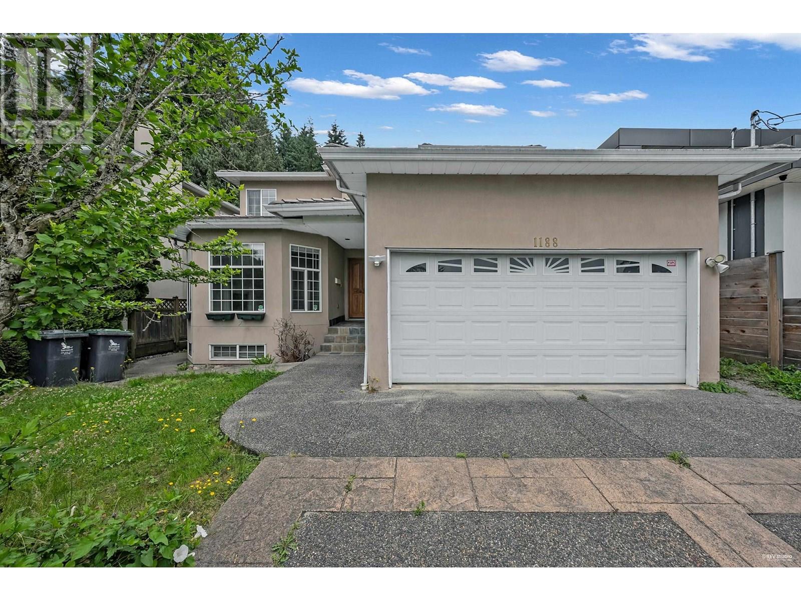 1188 Wellington Dr, North Vancouver, BC V7K 1L2