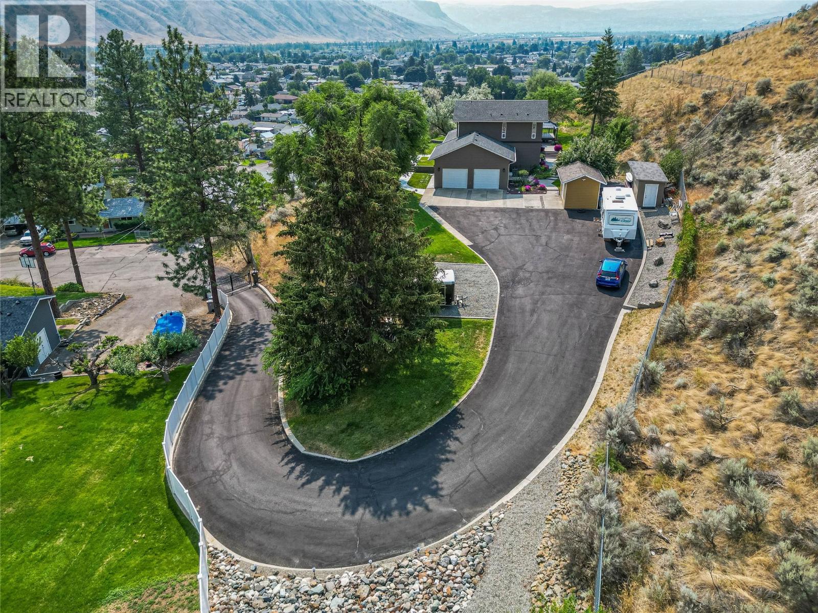 3084 Dohm Rd, Kamloops, BC V2B 7L8
